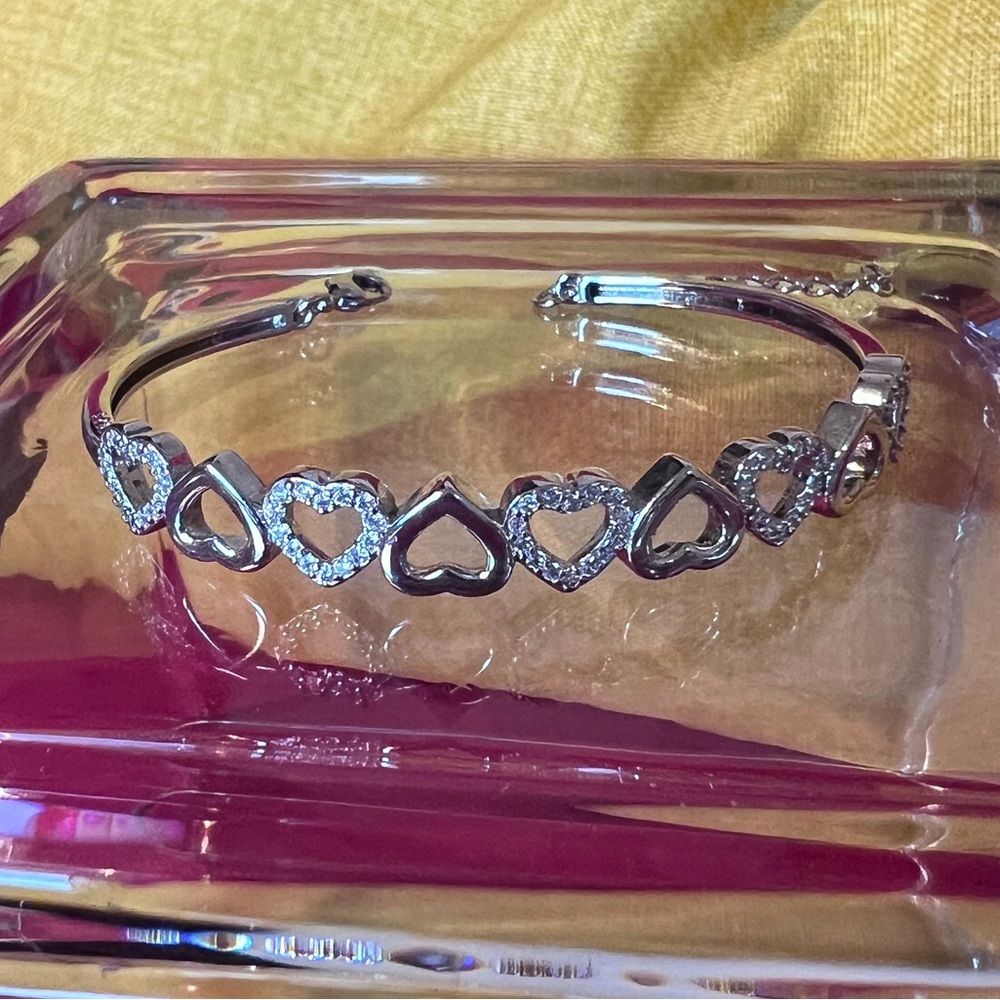 Brand new bracelet